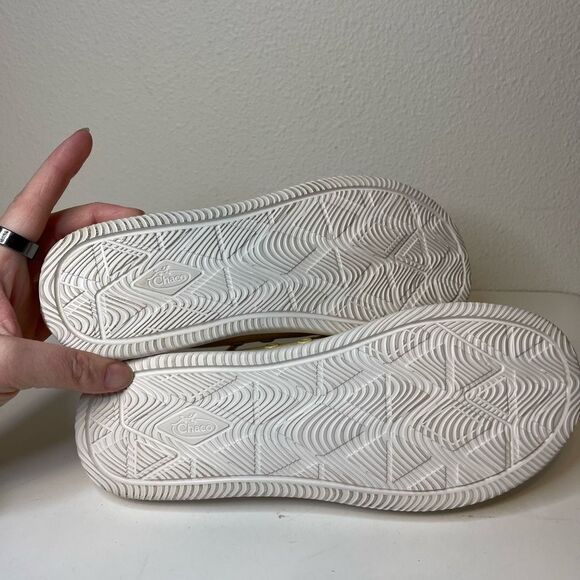 Chaco Butter Yellow Slip On Sneakers Size 9 - Picture 8 of 8